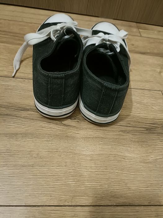 Trampki czarne rozmiar 38