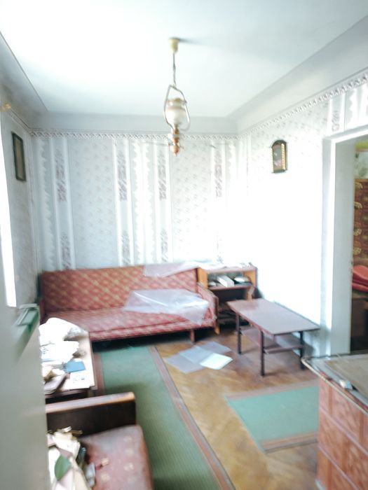 Продаж будинку поруч Залісся