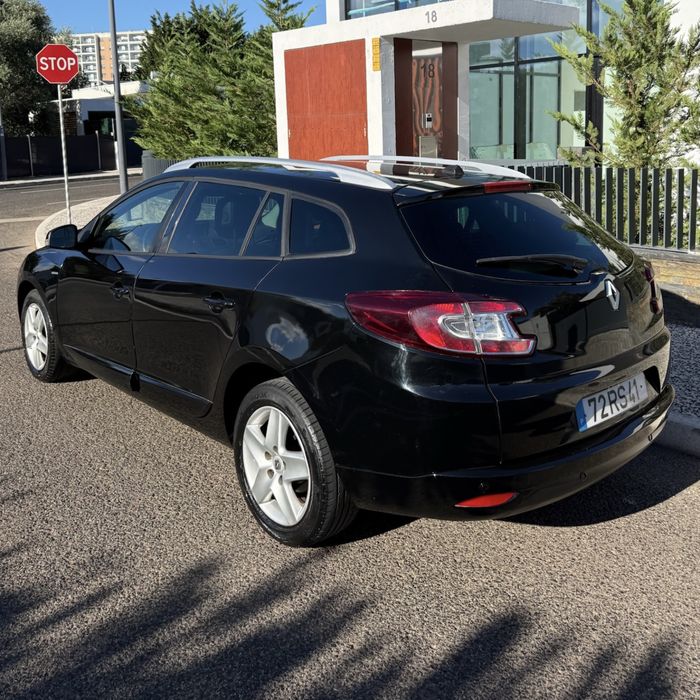 Renault Mégane Sport Tourer — fotografia 2