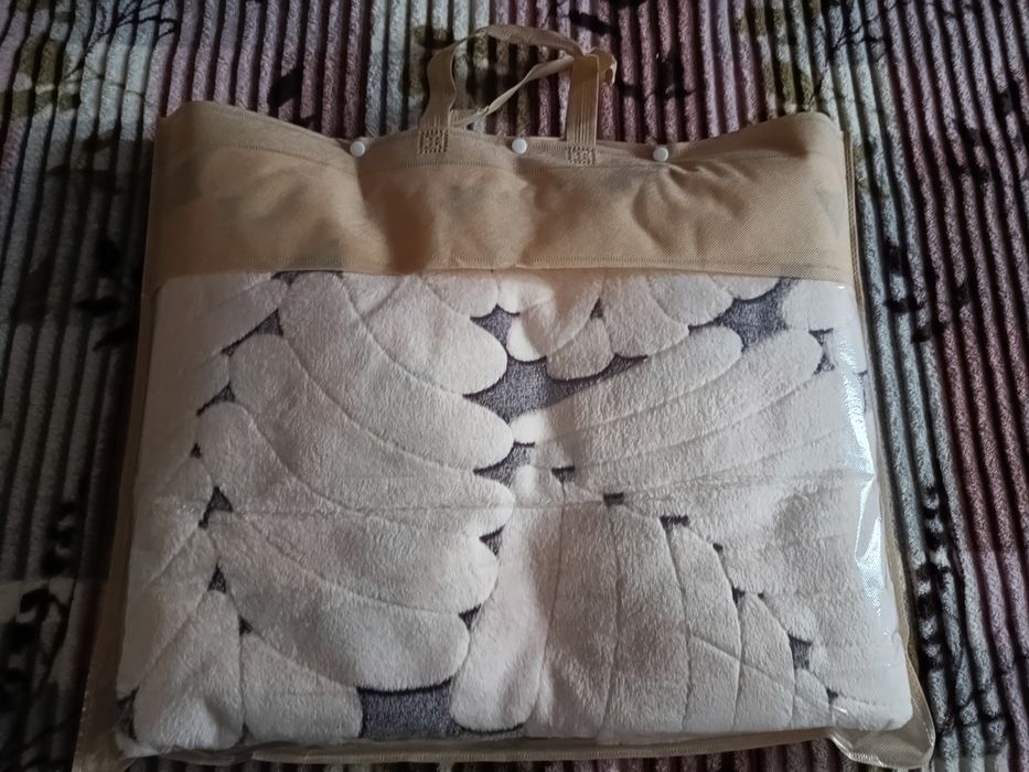 Шикарный плед в сумке евро размер