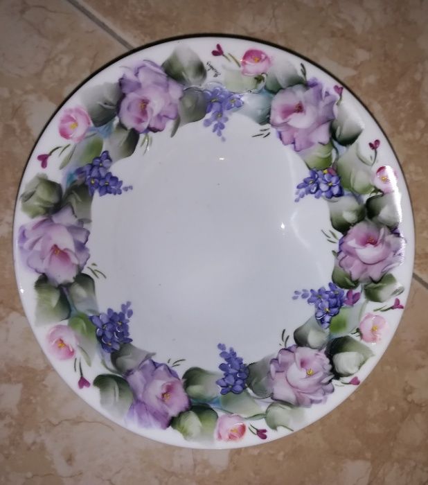 Taça em faiança pintada à mão