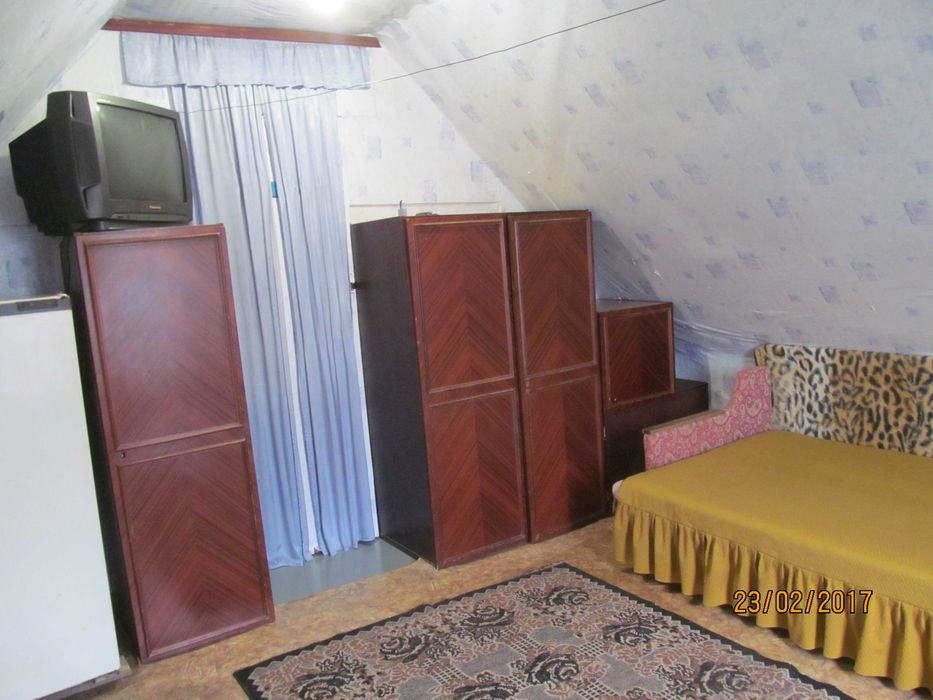 Отдельная комната в частном доме  мужчине бесплатно,за помощь по двору