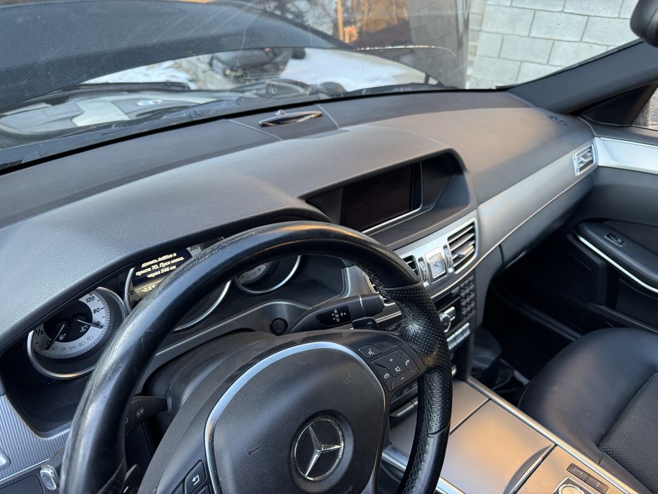Торпеда w212 rest mercedes торпеда мерседес 212 рест консоль чорна