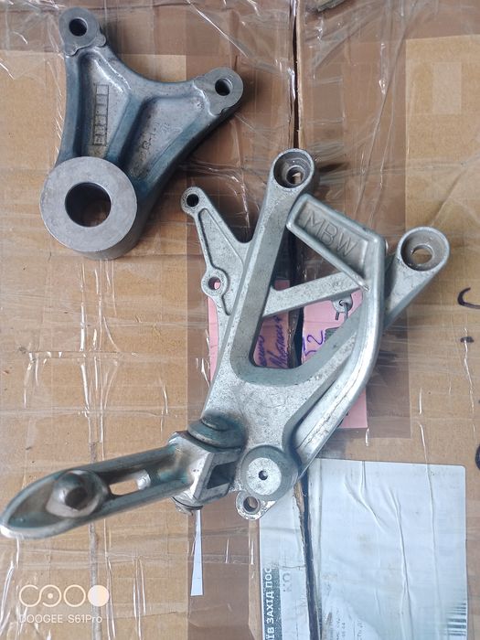 Мото тормоза суппорта колодки