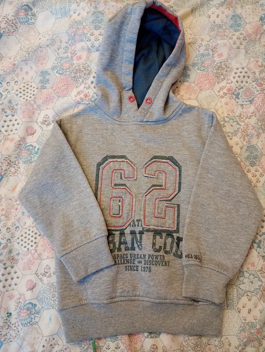 Тепла кофта на хлопчика 104р.