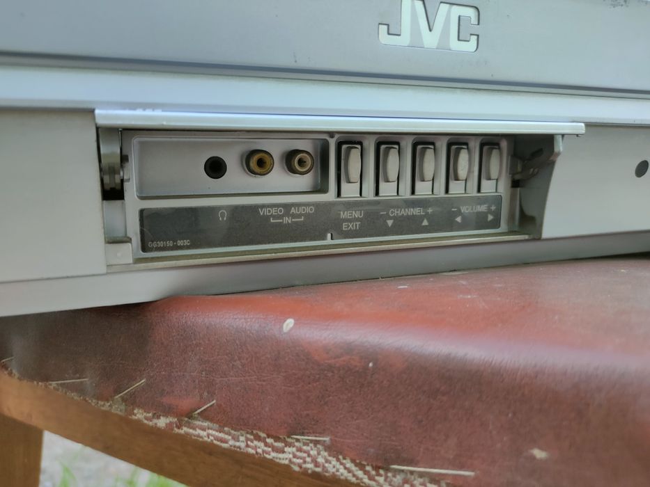 Телевізор Samsung,JVC