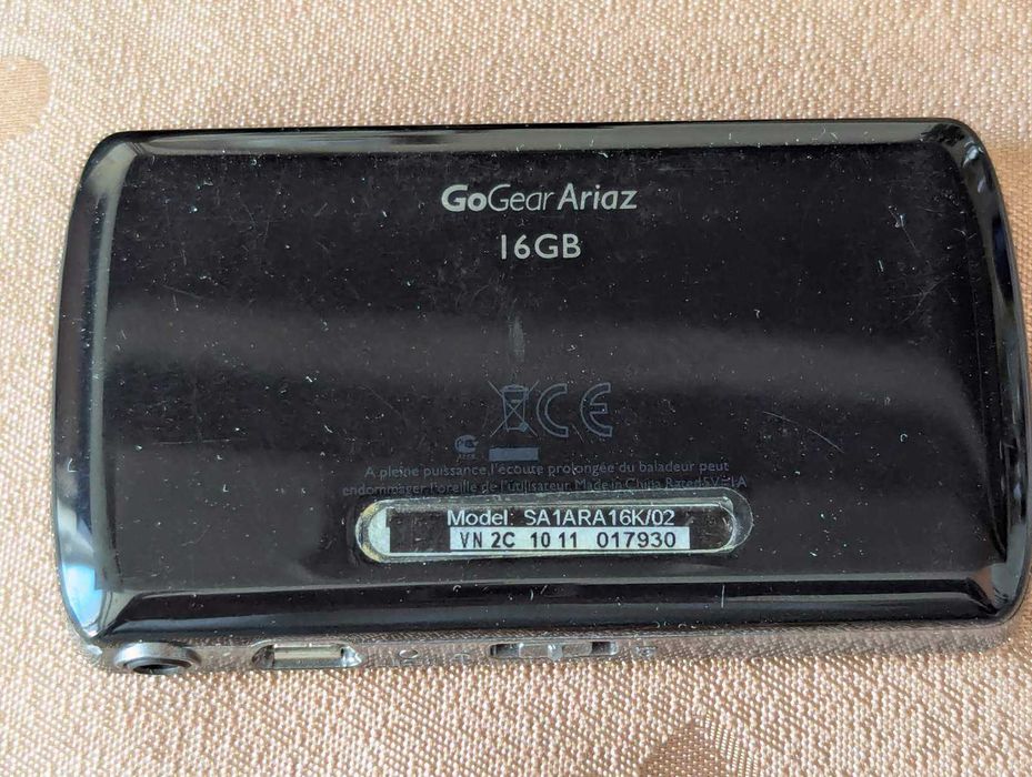 Philips GoGear Aria MP3 video player Portable AV Player 16GB