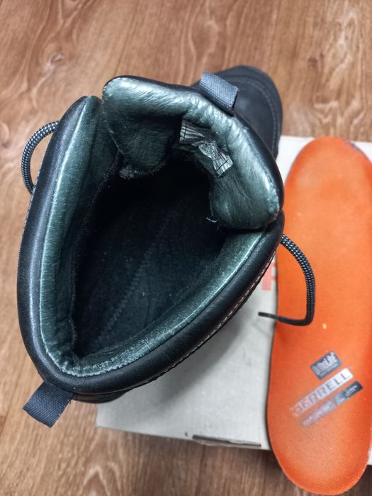 Продам жіночі черевики Merrell