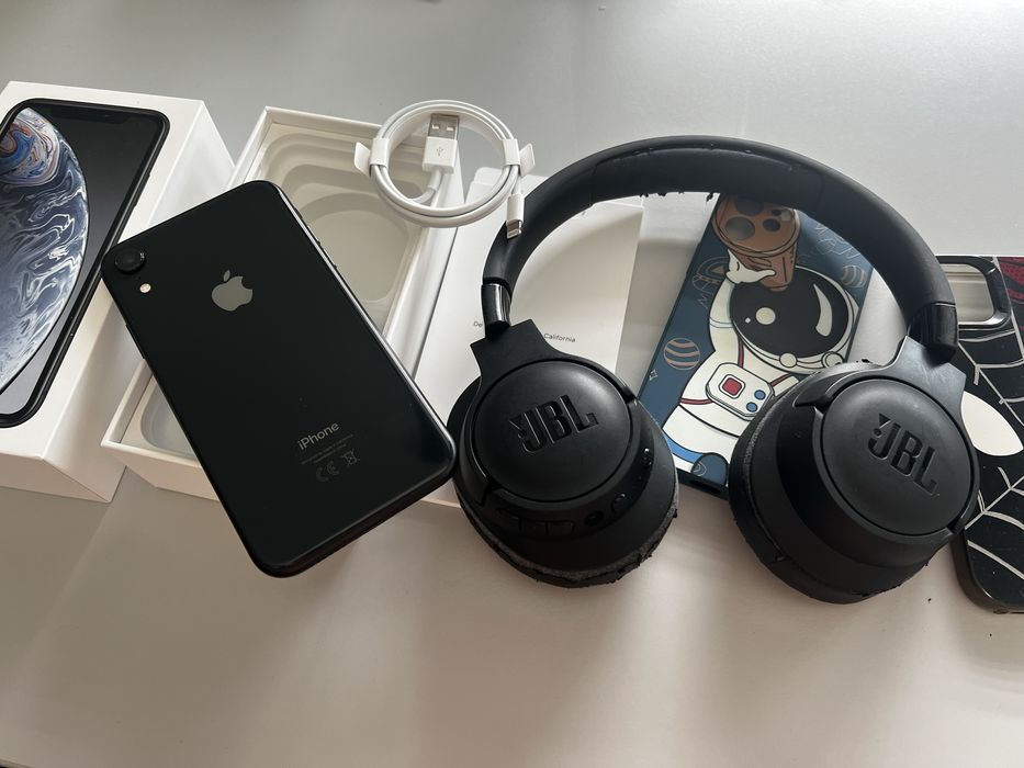 IPHONE APPLE XR Black pełny zestaw + Słuchawki JBL