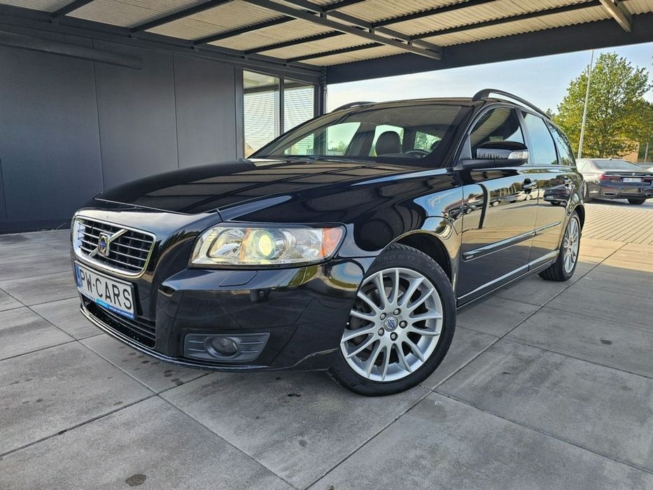 Volvo V50 2,0benz/LIFT/Summum/Skóra/Xenon/Klimatr/ALU/Bezwyp/Serwis/GWAR