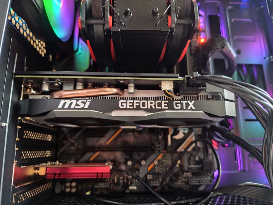 Desktop Gaming i5 9600k 1660 Super