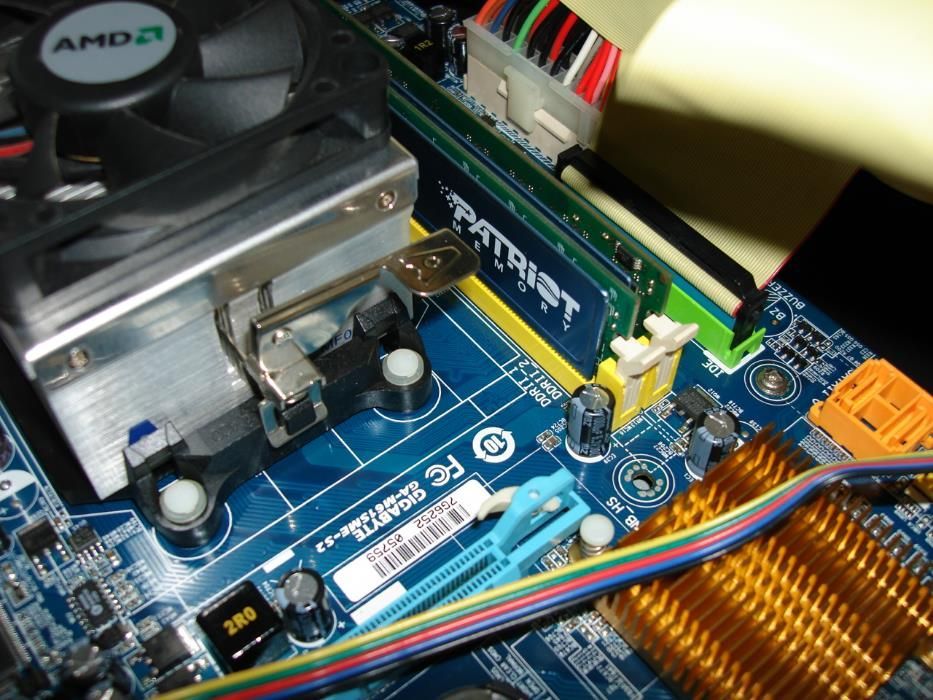Komputer PC Gigabyte