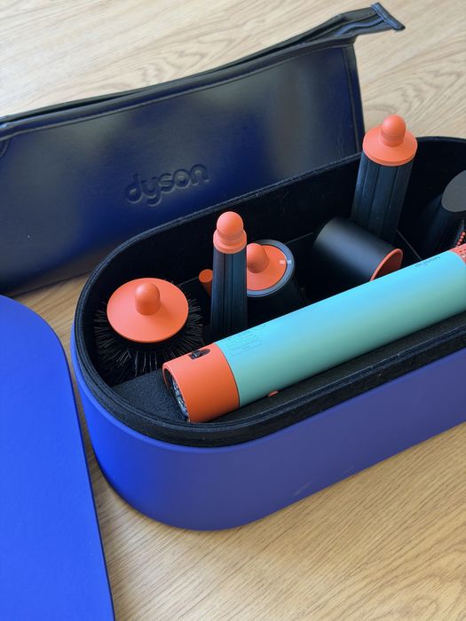 Dyson Airwrap™ Long Ceramic Pop – completo + caixa e bolsa de viagem