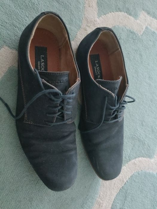 Eleganckie wizytowe buty Lasocki rozmiar 41