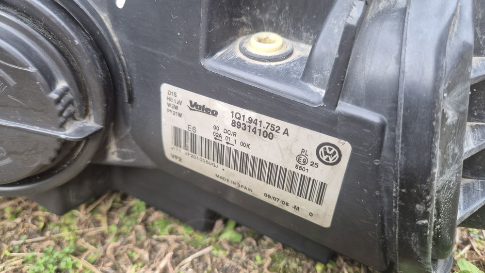 Reflektor lampy VW eos Xenon 1Q1.941751A 1Q1.941752A