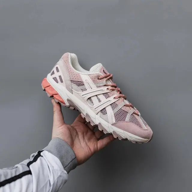 Asics Gel-Sonoma 15-50 White Peach Fawn