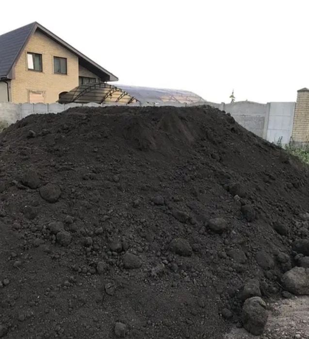 Чистый чернозем отличного качества Камазом