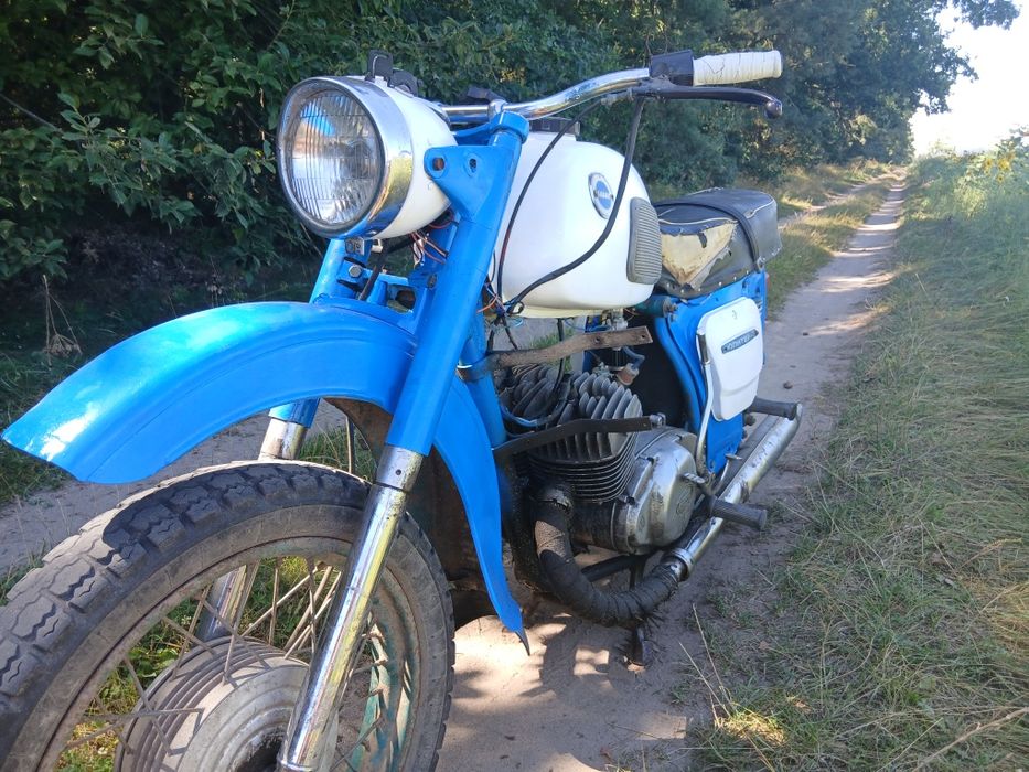 Продам мотоцикл иж Юпітер 3