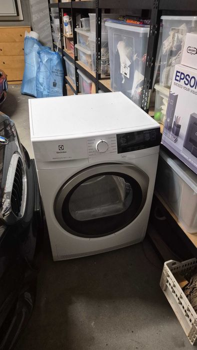 Suszarka prania Electrolux Perfectcare 800 - na części