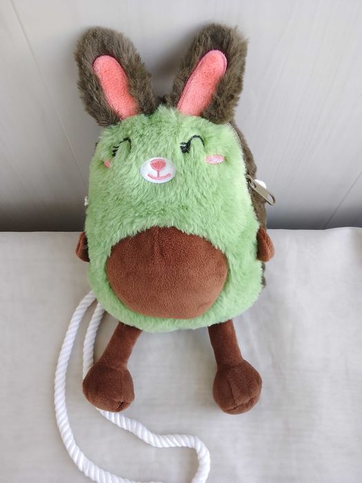 сумочка детская меховая " Авокадо- Заяц"16х25х13см  новая красивая