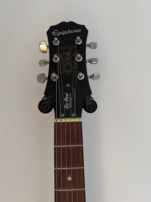 Epiphone Les Paul Special II + Amplificador Snakepit 15G