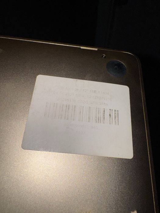 Apple MacBook A1554