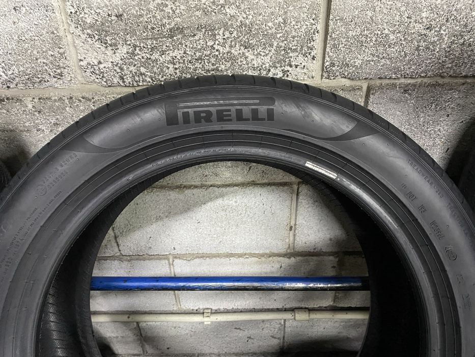 Літні шини 245/45 R19 (102Y) PIRELLI