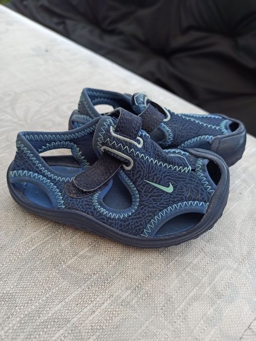 Sandałki Nike 21