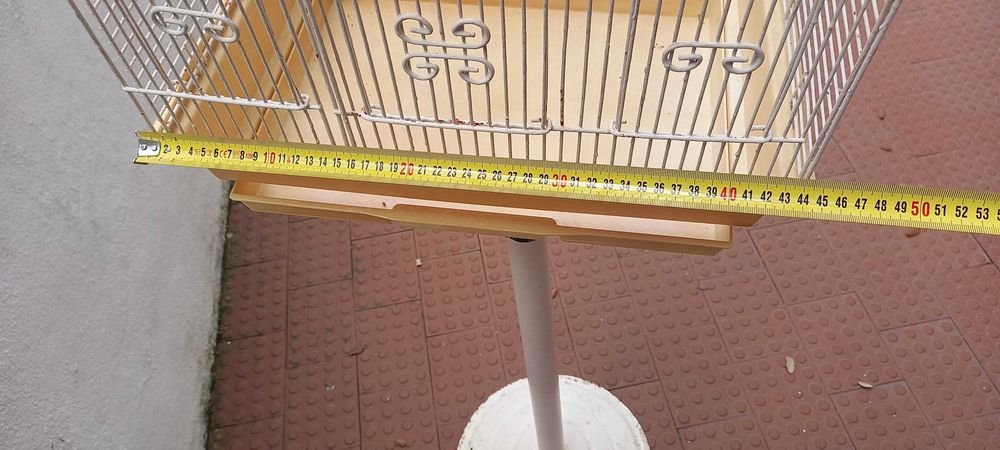 Gaiola clássica com pé