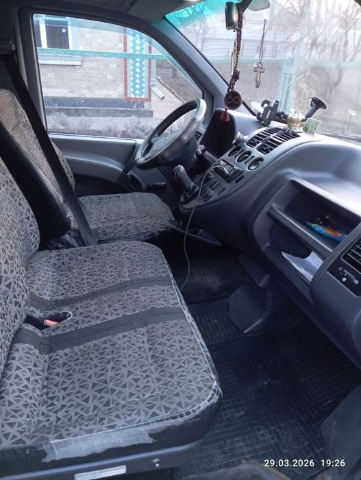 Продам сімейний автомобіль