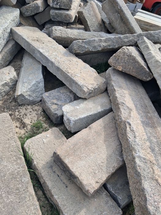 Granit odpadowy.