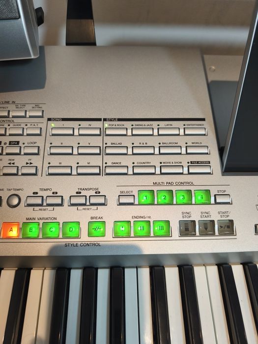 Yamaha Tyros 2 - stan kolekcjonerski