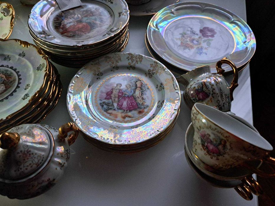 набір посуду Мадонна