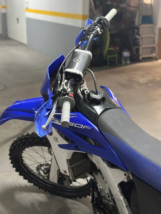 Yamaha yz250f com documentos
