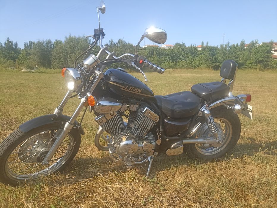 Moto Lifan LF400