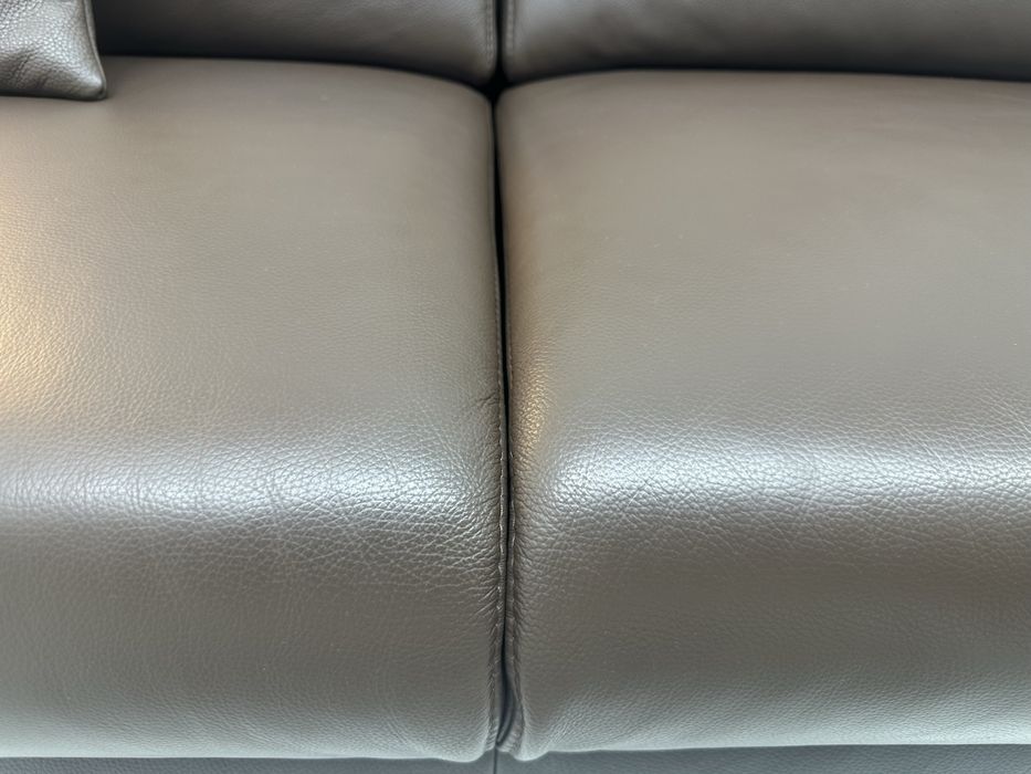 Розкладний,шкіряний з Європи