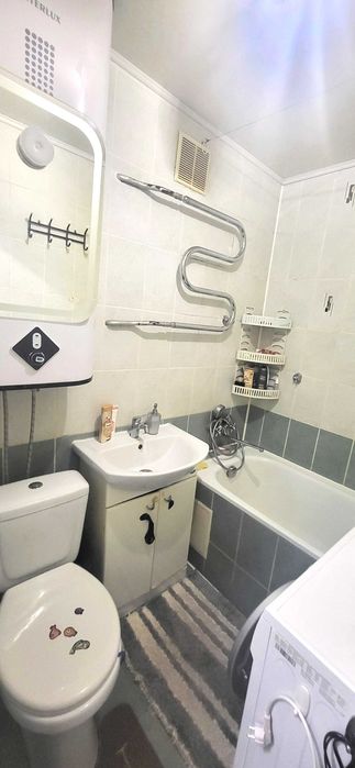 Продаж 2-х к. кв. вул. Паріотична буд. 54-Б ЦЕНТР міста, ДРУГИЙ поверх