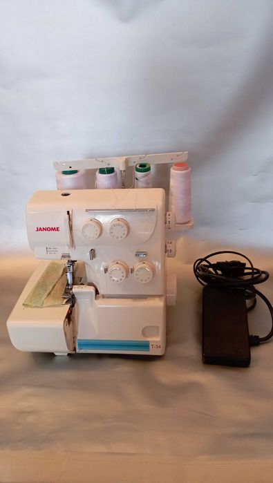 Оверлок JANOME T34 на 4 нитки