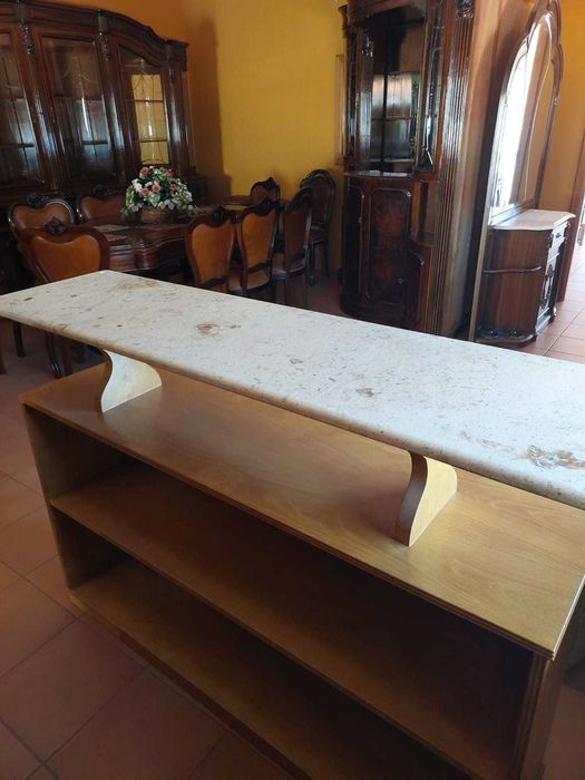 Móvel Bar em ótimo estado