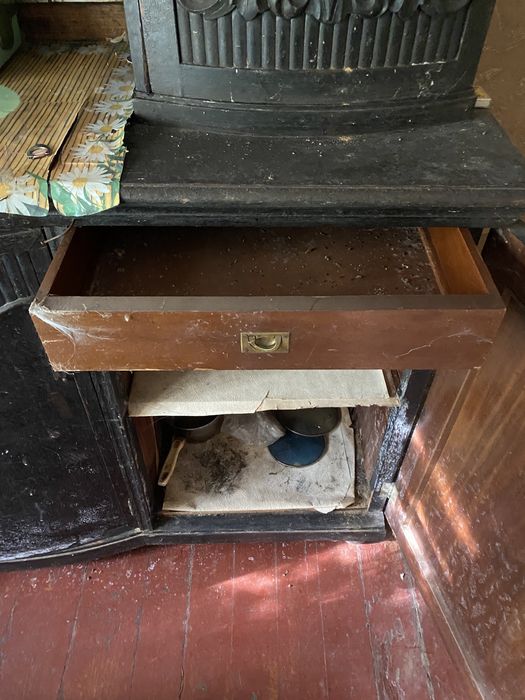 Буфет антикваріат