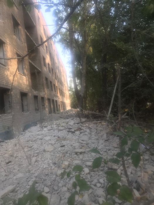Ділянка з будівлею під реконструкцію — вул. Павлокічкаська, 2Б