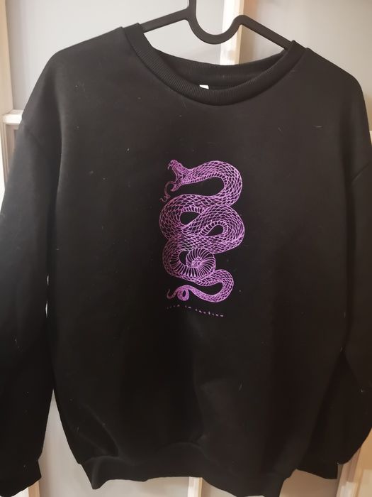 Bluza z motywem węża