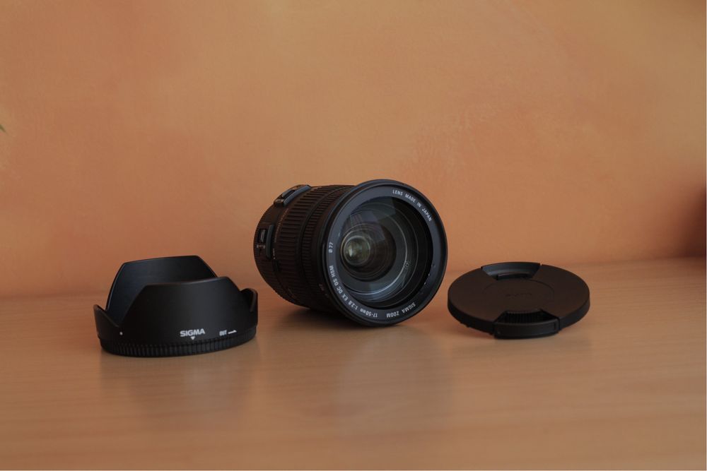 SIGMA 18-50mm F2.8 EX DC OS (Canon)