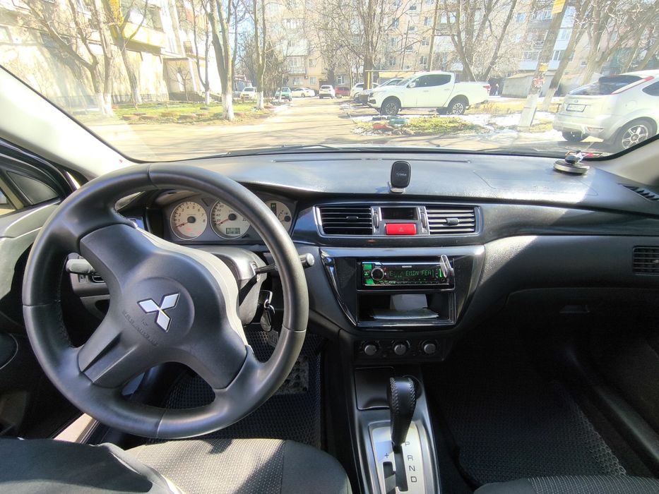 Продам Mitsubishi Lancer 9