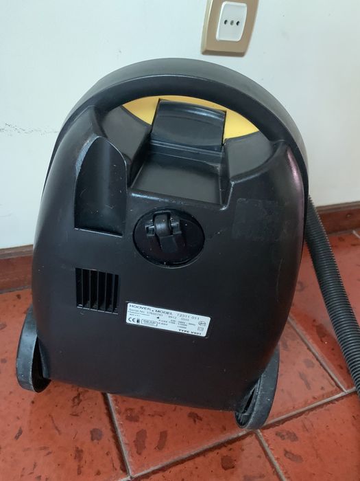 Aspirador de Saco 1300W