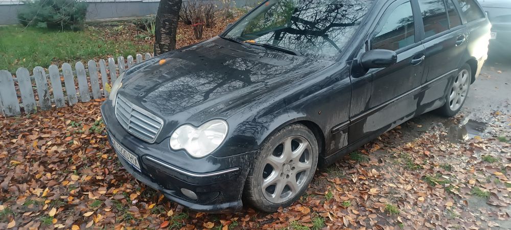 Mercedes c200 2007год.