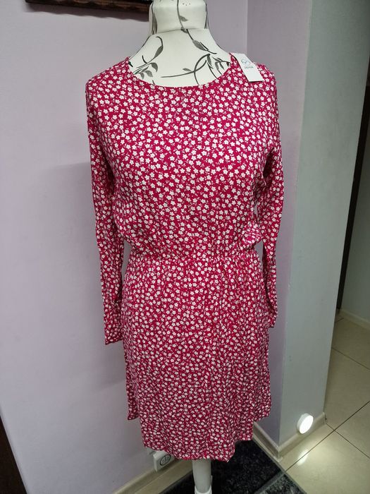 Nowa sukienka wiskozowa kwiatki stokrotki rozmiar XL