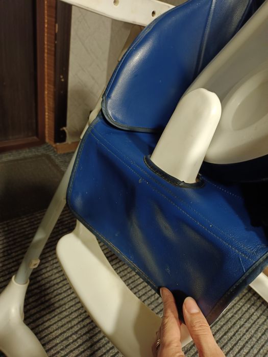 Стільчик для годування Chico