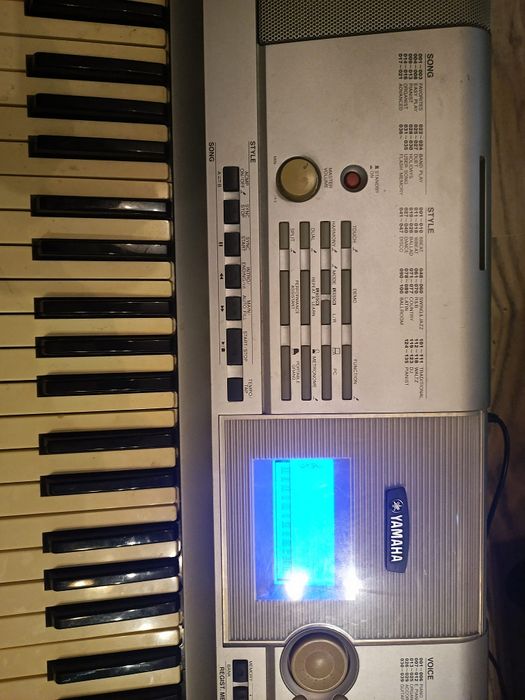 Keyboard Yamaha stan bardzo dobry Wrocław, dowóz, wysyłka.