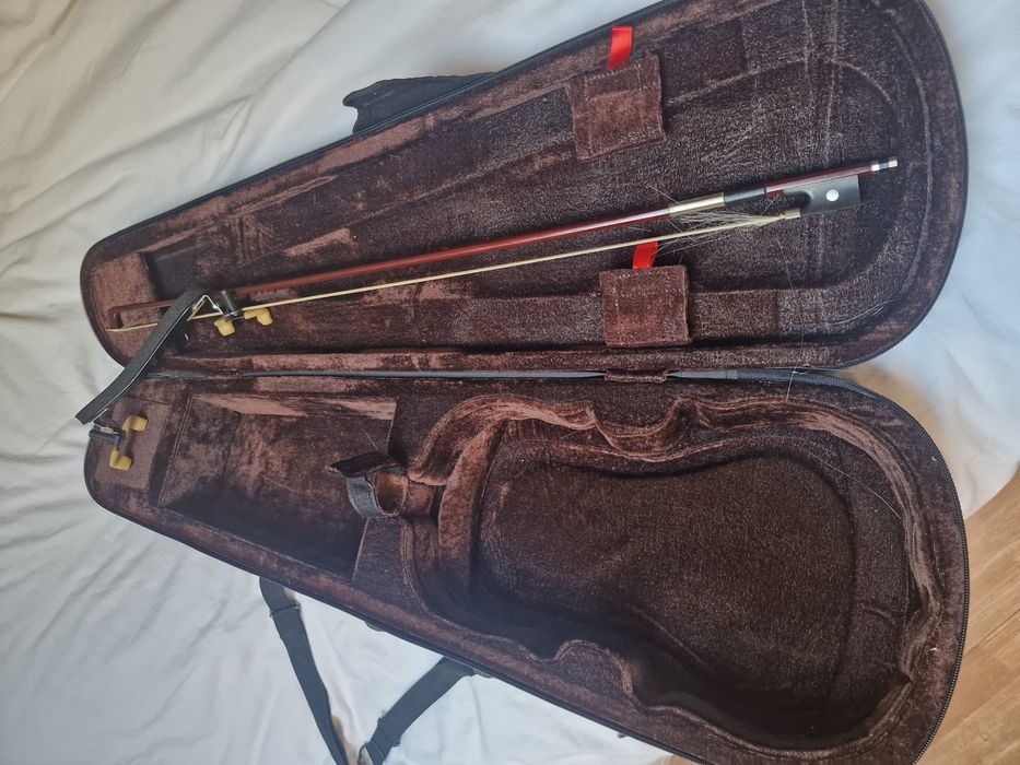 Violino 4/4  Kreutzer School com almofada e estojo